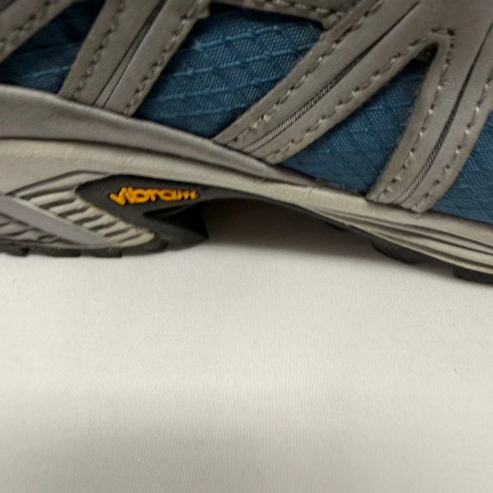 LL Bean Tek 2.5 Waterproof Hiking Shoes Womens 6 Blue Grey Vibram Sole 303621
